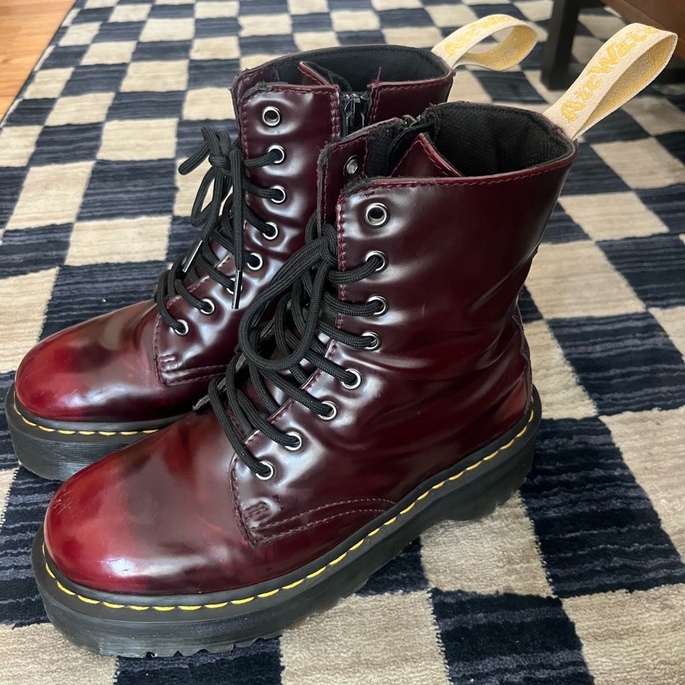 Dr. Martens burgundy platform boots - Picture 5 of 7